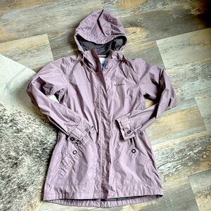 Columbia women’s windbreaker